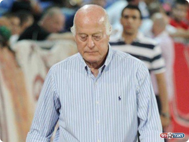 אמור להשיב בחיוב. קשטן (אלן שיבר)